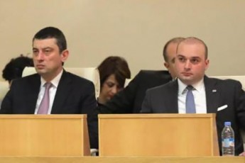 premier-ministri-aris-gaxaria-da-ara-baxtaZe