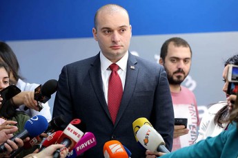 mamuka-baxtaZe-gigi-wereTlis-winaaRmdeg-Savi-piaris-agorebis-mcdelobas-fantaziis-nayofs-uwodebs