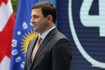 arCil-TalakvaZe-darwmunebuli-var-19-maiss-gamarjveba-Cvenia