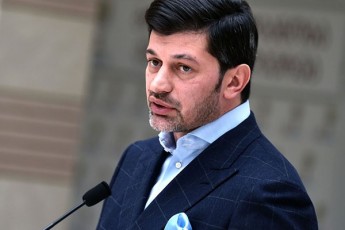 kalaZe-Ipsos-is-kvlevaze-seriozuli-konkurenciaa-qalbaton-lela-kakuliasTan