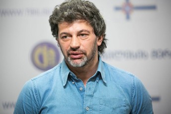 nacionalur-moZraobas-arCevnebis-CaSlis-survili-aqvs