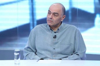 sul-yvela-erTad-Seyrilavinc-kac-kla-vinca-iboza--bokerias-mxardasaWerad-rigSi-Camdgarma-politikosebma-gamaxsenes