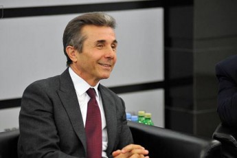 mamuka-mdinaraZebiZina-ivaniSvilis-reitingi-aris-is-ra-reitingic-dado-am-arCevnebze-qarTulma-ocnebam