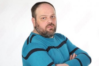ufro-vrwmundebi-rom-biZina-sworad-iSorebs-imaT-visac-iSorebs