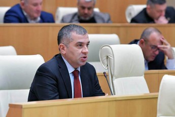 daviT-baqraZe---salome-zurabiSvili-rasac-miekara-yvelaferi-gaafuWa-da-daaziana