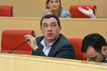 uprincipo-da-usindiso-xalxi-romelic-im-mTavrobaSic-iyo-romelSic-me-viyavi-Salva-SavguliZes-morals-ukiTxavT