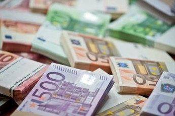 larma-gaufasurebis-24-wliani-rekordi-moxsna---erovnuli-valuta-arsebobis-istoriaSi-yvelaze-dabal-niSnulzea