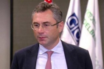 liberTi-bankis-mflobeli-dadanaSaulebulia-organizebul-SeTqmulebaSi