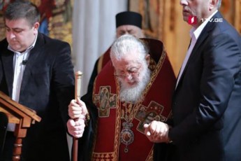 dRes-xarobs-ca-da-qveyana-dRes-Cven-Tayvans-vcemT-wminda-ninos