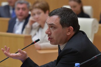 Tqveni-Ss-ministri-Rimilismomgvrels-uwodebs-yvelafers-SeaSreba-mas-es-Rimili-saxeze-garwmunebT
