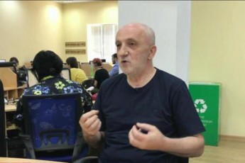 irakli-kobaxiZe-politikuri-araraobaa---gaberili-buSti-da-ivaniSvilma-erTi-Tvali-rom-CaapaWunos-misi-bundRa-aRar-iqneba