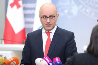 foTis-ports-aqvs-Tu-ara-ufleba-gafarTovdes-legitimuri-kiTxvaa-aseTi-sakiTxebis-ganxilva-sajaro-diskusiebSi-unda-moxdes-da-ara-ideebis-demonizeba
