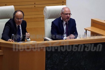 parlamentSi-marTlmadideblobis-saparlamentTaSoriso-asambleis-sesias-rusi-deputati-sergei-gavrilovi-uZRveba