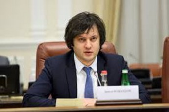 irakli-kobaxiZe---okupanti-qveynis-oficialuri-warmomadgeneli-ijda-saqarTvelos-parlamentis-Tavmjdomaris-skamze-rac-iyo-mZime-sanaxavi
