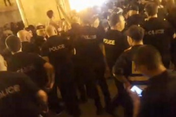 aqciis-monawileebsa-da-policias-Soris-dapirispirebaa-samarTaldamcvelebs-sagnebs-esvrian