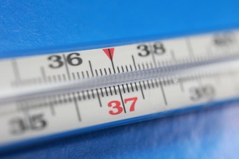 rusuli-mediis-cnobiT-baTumidan-moskovSi-Cafrenili-reisis-mgzavrebs-aeroportSi-sicxe-gauzomes