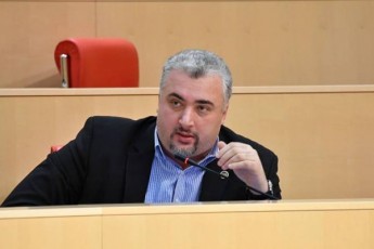 evropuli-saqarTvelo-iTxovs-gaxarias-politikuri-pasuxismgeblobis-Sesaxeb-dadgenilebis-proeqti-parlamentma-uaxloes-sxdomaze-ganixilos