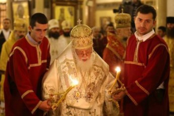 cxovrebis-gzaze-adamians-mravali-dabrkoleba-xvdeba-am-dros-mas-sWirdeba-daxmareba-sulieri-Sewevna