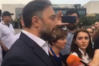 policias-parlamentis-mimdebare-teritoriidan-vasaZis-mxardamWerebi-gahyavs