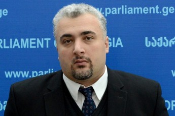 moulodneli-ar-iqneba-mamuka-xazaraZis-sazogadoebrivi-moZraobis-politikuri-transformacia-moxdes