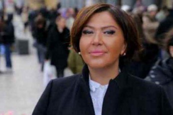 zaal-anjafariZe-ra-vixileT-guSin-TV-pirvelze-Savi-ZaZebiT-Semosili-grigolia-misi-plintuss-qvemoT-dasuli-Jurnalizm-urnalizmiT