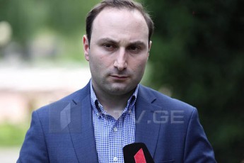 anri-oxanaSvili-maT-vinc-parlamentSi-SeWras-cdilobdnen-dRes-undaT-falsificirebiT-spekulaciebiT-Tavi-aaridon-pasuxismgeblobas