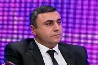 ratom-mouwodebda-nika-melia-moZaladeTa-jgufs-parlamentis-sasaxleSi-Zaladobrivad-SeWrisken-da-ra-mizans-emsaxureboda-politikuri-procesebis-eskalaciis-mcdeloba