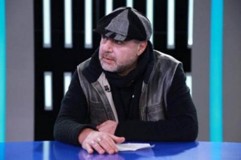 gaaqres-kadrebi-sadac-baqraZe-omis-dros-ambobda-danebiT-da-CanglebiT-gamodiTo