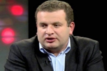 SoTa-utiaSvili-mis-saxlTan-mimdinare-aqciaze--es-aris-mTavrobis-mier-mogzavnili-xalxi