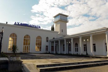 risTvis-amzadeben-soxumis-aeroports---moskovis-saidumlo-gegma