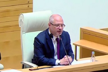 ambobs-rom-vuyvarvarT-magram-mteria---gavrilovi-qarTuli-fesvebiT