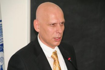 kaWkaWiSvili-2005-wels-koduam-miTxra-dagvexmareT-SevardnaZis-momxre-profesuris-gamovlenaSi-unda-gavaneitraloTo