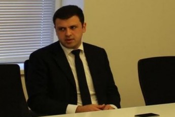 saakaSvilma-sakuTar-usafuZvlo-ambiciebs-gadaayola-saxelmwifo-interesebi-da-rac-yvelaze-mniSvnelovania-Semdeg-tabu-daado-agvistos-omze-Riad-saubars