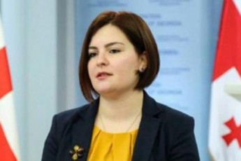 axla-movyvebi-imas-rac-ar-iciT-warmoidgineT-gesvrian-orive-fexSi