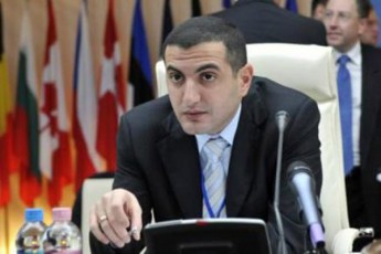 daviT-kezeraSvilis-pirveli-komentari-israelSi-mimdinare-gamoZiebaze