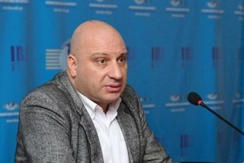 naklebad-SesaZlebelia-rom-2020-wels-mamuka-xazaraZe-xelisuflebaSi-movides-magram-parlamentSi-Tavis-warmomadgenlebs-gaiyvans