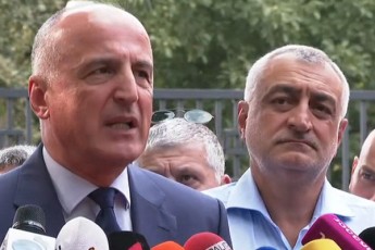 mamuka-xazaraZe-da-badri-jafariZe-gancxadebas-avrceleben