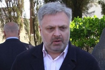 bondo-mZinaraSvili--giorgi-baramiZe-SeniT-viwyeb