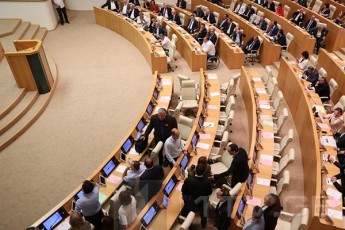 evropuli-saqarTvelos-wevrebma-parlamentis-plenaruli-sxdoma-datoves