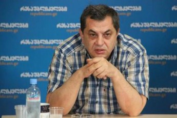 ivaniSvili-Segnebulad-aRrmavebs-sazogadoebasTan-dapirispirebas---daviT-berZeniSvili-samTavrobo-cvlilebebze