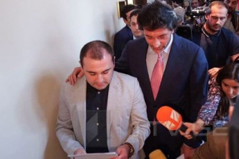 vidre-mTavrobis-TiToeul-wevrs-bodiSs-ar-mouxdiT-ver-SemoxvalT-mTavrobis-sxdomaze-da-iqnebiT-aseTi-gafarCakebuli--kaxa-kalaZe-levan-xabeiSvils