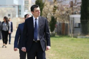 CaTvaleT-rom-arCevnebisTvis-dResac-vemzadebi-guSinac-vemzadebodi-da-xvalac-movemzadebi