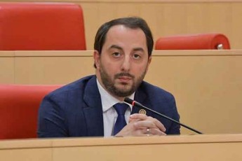 irakli-mezurniSvili-dasavluri-mediac-aRniSnavs-Tu-ramxela-gamocdileba-aqvs-giorgi-gaxarias-da-mis-biografias-STambeWdavad-afasebs