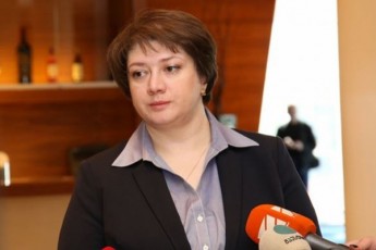 maia-cqitiSvili-amerikelebis-adgili-aris-Sav-zRvaSi