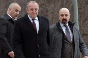ra-moTxovna-hqonda-giorgi-margvelaSvils-qarTul-ocnebasTan