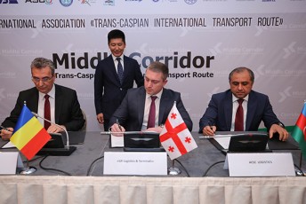 saqarTvelos-rkinigzis-iniciativiT-Sav-zRvaze-port-konstancidan-rumineTi-baTumis-portamde-sapartnioro-sakonteinero-gemis-daniSvnisa-da-mimosvlis-SeTanxmebas-xeli-moewera