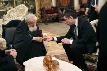 giorgi-gaxaria-patriarqi-Cveni-qveynis-sulierebis-simboloa-da-msgavsi-warmoudgeneli-Tavdasxmebi-aris-Seteva-qveyanaze-saxelmwifoebriobaze-eklesiaze