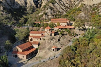 SiomRvimis-monasteri---urCi-mRvdelmsaxurebis-TavSesafari