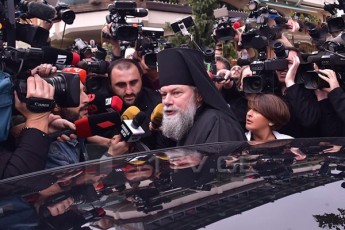 meufe-petres-xeliTac-ki-Seexo---mRvdelmTavari-sinodis-sxdomaze-ganviTarebul-movlenebze