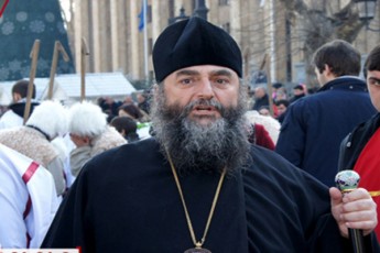 meufe-nikolozi-petre-caavam-patriarqi-sasikvdilod-gaimeta